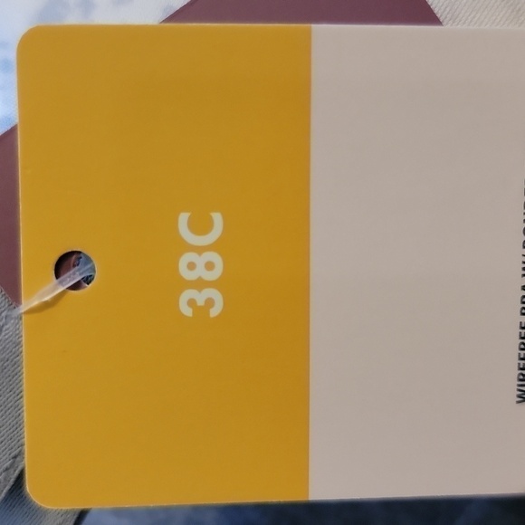 Secret Treasures wirefree bra w/bonded back size 38C snake print NWT - Picture 7 of 7